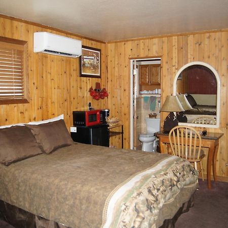 Flamingo Motel Coeur d'Alene Dış mekan fotoğraf