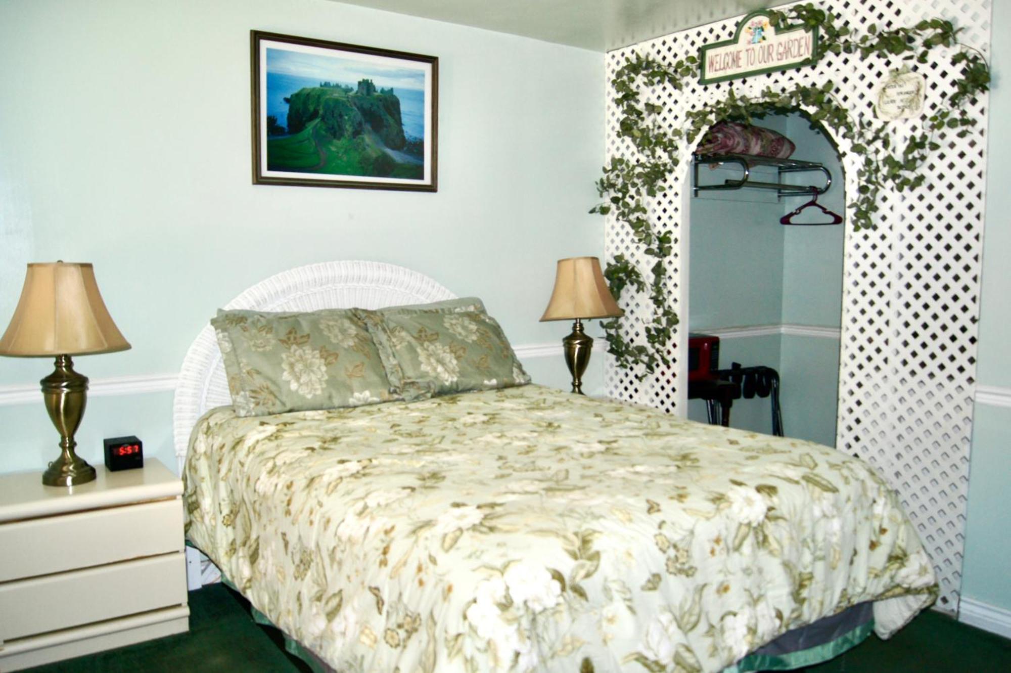 Flamingo Motel Coeur d'Alene Dış mekan fotoğraf